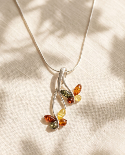 Schmetterlingskette “Amber Wings” – 925 Sterling Silber mit echtem multicolor Bernstein