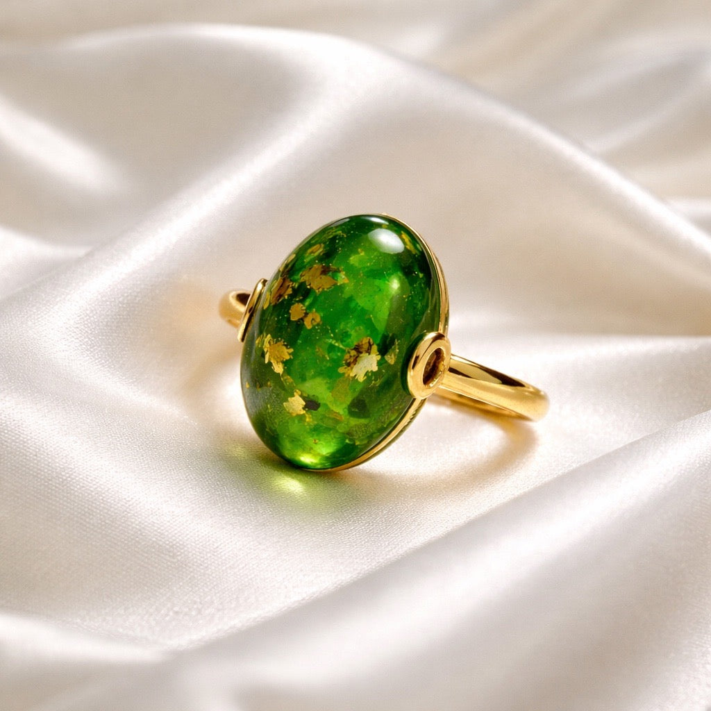 ✨ Karibischer Bernstein in leuchtendem Grün – Ein Ring voller Magie und Eleganz ✨